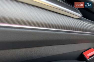 Внедорожник / Кроссовер Audi Q8 2023 в 