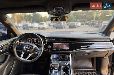 Внедорожник / Кроссовер Audi Q8 2019 в 