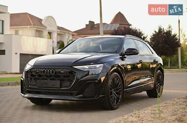 Внедорожник / Кроссовер Audi Q8 2025 в 