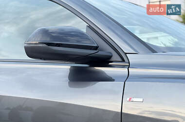 Внедорожник / Кроссовер Audi Q8 2025 в 