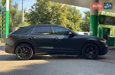 Внедорожник / Кроссовер Audi Q8 2019 в 