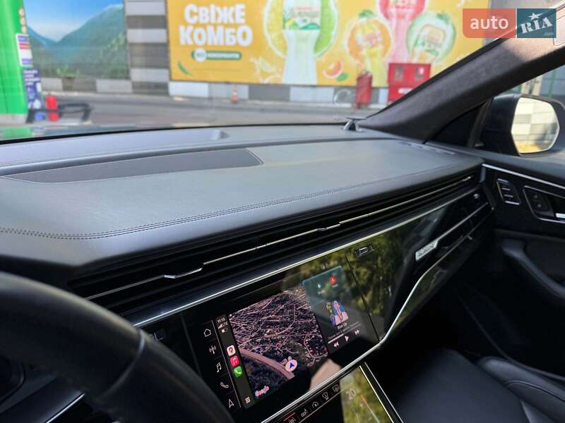 Позашляховик / Кросовер Audi Q8 2019 в Києві