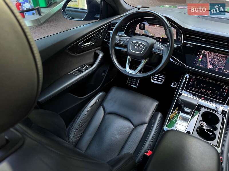 Позашляховик / Кросовер Audi Q8 2019 в Києві