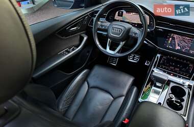 Внедорожник / Кроссовер Audi Q8 2019 в 