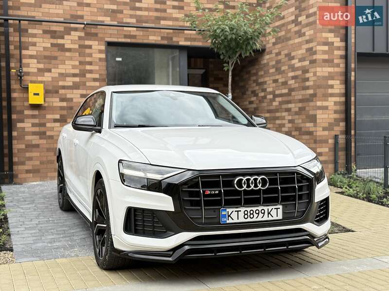 Внедорожник / Кроссовер Audi Q8 2018 в Ивано-Франковске