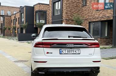 Внедорожник / Кроссовер Audi Q8 2018 в 