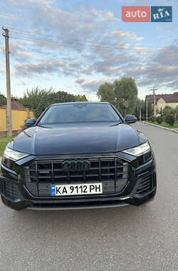 Внедорожник / Кроссовер Audi Q8 2020 в 