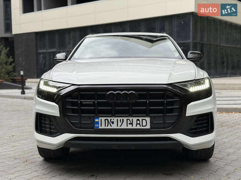 Внедорожник / Кроссовер Audi Q8 2020 в Тернополе
