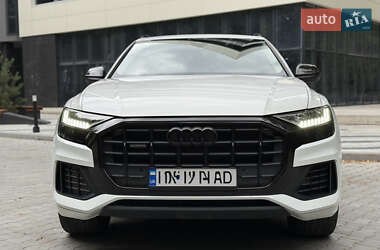 Внедорожник / Кроссовер Audi Q8 2020 в 