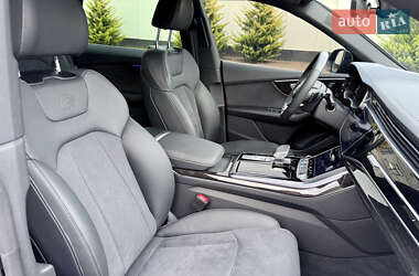 Внедорожник / Кроссовер Audi Q8 2025 в 