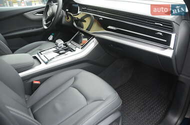 Внедорожник / Кроссовер Audi Q8 2025 в 