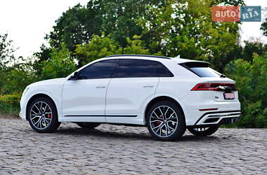 Позашляховик / Кросовер Audi Q8 2023 в  фото 12 Позашляховик / Кросовер Audi Q8 2023 в