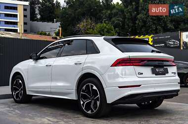 Внедорожник / Кроссовер Audi Q8 2019 в 