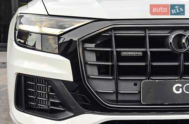 Внедорожник / Кроссовер Audi Q8 2019 в 