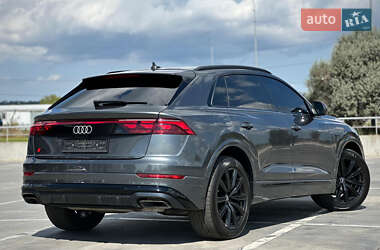 Внедорожник / Кроссовер Audi Q8 2024 в 