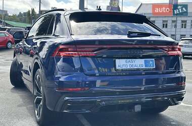 Внедорожник / Кроссовер Audi Q8 2018 в 
