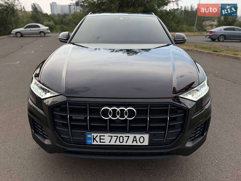 Позашляховик / Кросовер Audi Q8 2019 в Кривому Розі