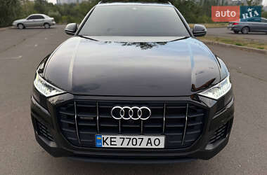 Внедорожник / Кроссовер Audi Q8 2019 в 