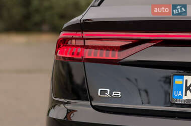 Внедорожник / Кроссовер Audi Q8 2019 в 