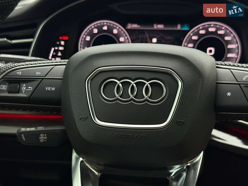 Позашляховик / Кросовер Audi Q8 2019 в Кривому Розі