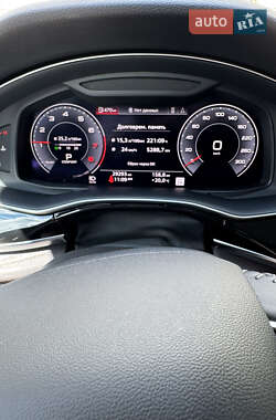 Позашляховик / Кросовер Audi Q8 2020 в 
