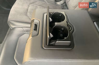 Внедорожник / Кроссовер Audi Q8 2018 в 