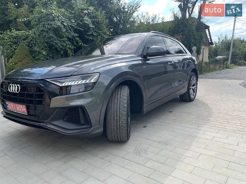 Внедорожник / Кроссовер Audi Q8 2018 в Дрогобыче