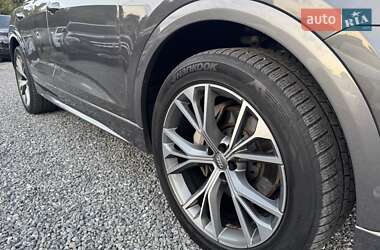 Внедорожник / Кроссовер Audi Q8 2019 в 