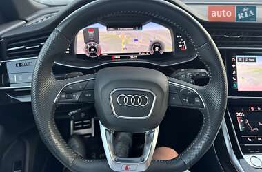Внедорожник / Кроссовер Audi Q8 2019 в 