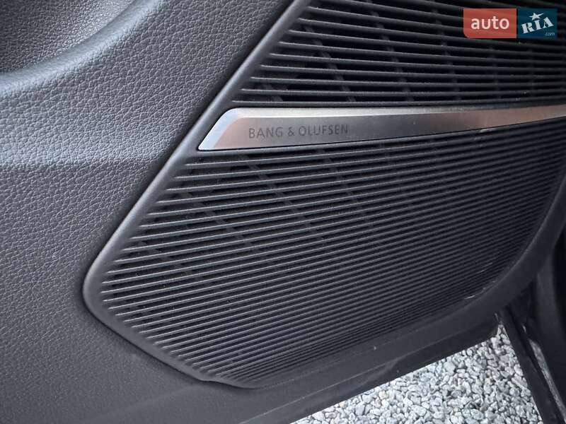 Внедорожник / Кроссовер Audi Q8 2019 в Тернополе