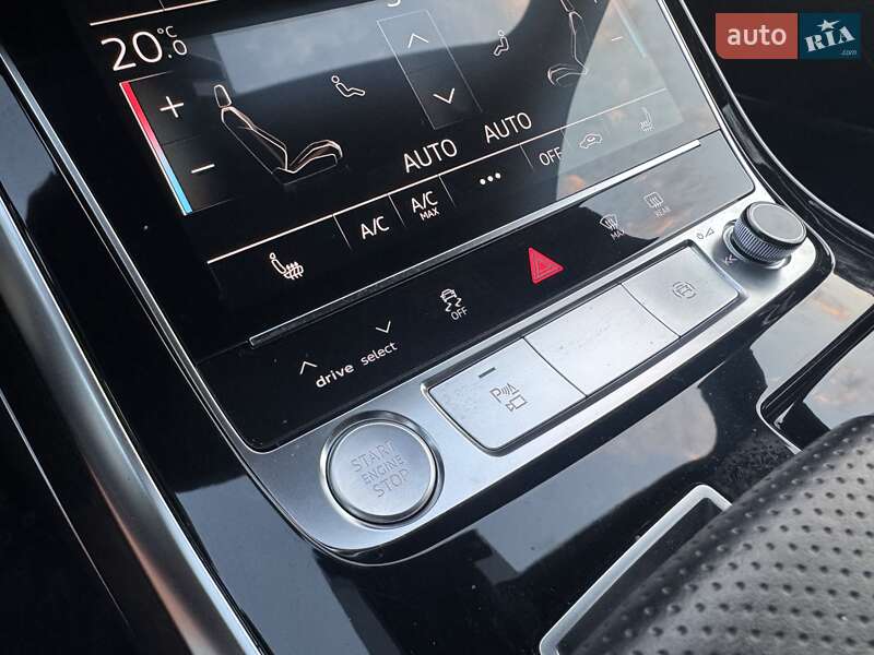 Внедорожник / Кроссовер Audi Q8 2019 в Тернополе