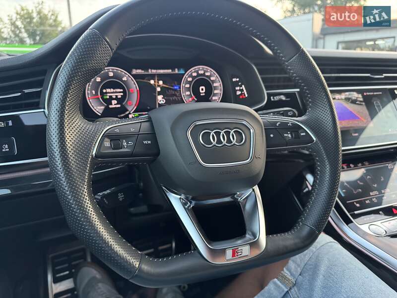Внедорожник / Кроссовер Audi Q8 2019 в Тернополе