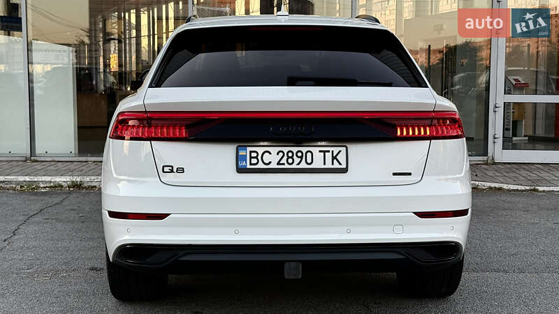Внедорожник / Кроссовер Audi Q8 2019 в Запорожье