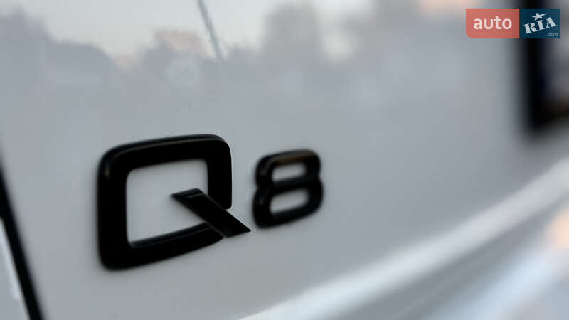 Внедорожник / Кроссовер Audi Q8 2019 в Запорожье