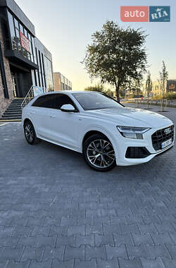Позашляховик / Кросовер Audi Q8 2021 в Вінниці
