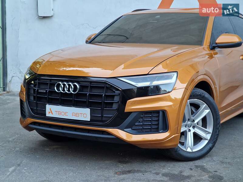 Внедорожник / Кроссовер Audi Q8 2019 в Одессе
