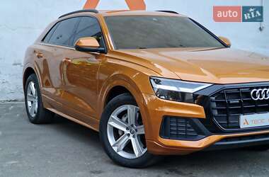 Внедорожник / Кроссовер Audi Q8 2019 в 
