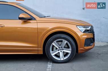 Внедорожник / Кроссовер Audi Q8 2019 в 
