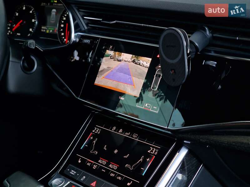 Внедорожник / Кроссовер Audi Q8 2019 в Одессе