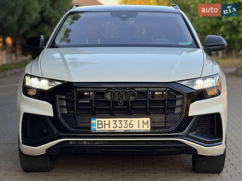 Внедорожник / Кроссовер Audi Q8 2018 в Одессе
