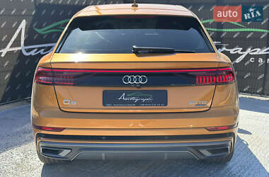 Позашляховик / Кросовер Audi Q8 2019 в 