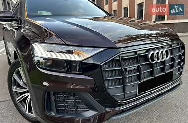 Позашляховик / Кросовер Audi Q8 2020 в Києві