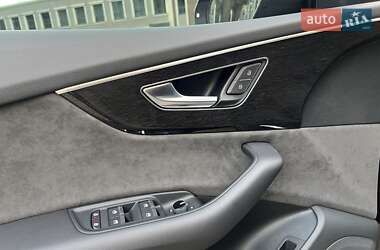 Внедорожник / Кроссовер Audi Q8 2020 в 