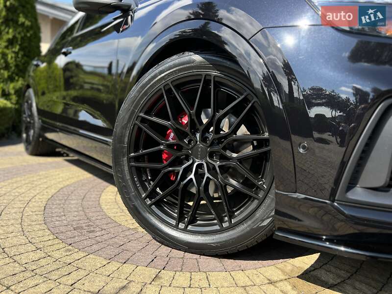 Внедорожник / Кроссовер Audi Q8 2020 в Львове