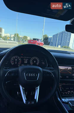 Внедорожник / Кроссовер Audi Q8 2019 в 