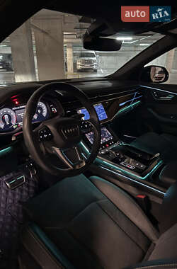 Внедорожник / Кроссовер Audi Q8 2019 в 