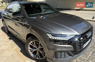 Внедорожник / Кроссовер Audi Q8 2020 в 