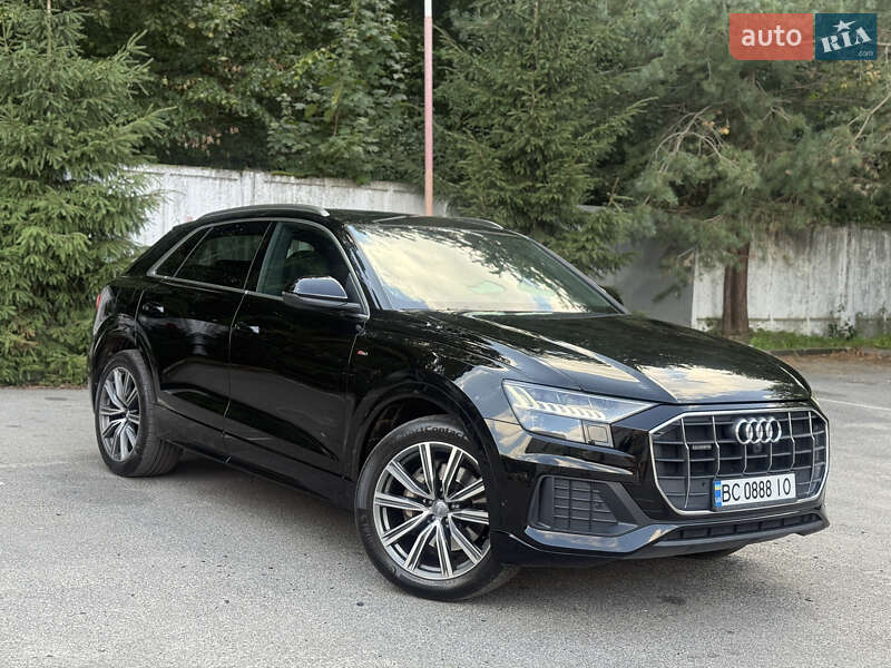 Audi Q8 2020