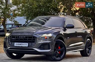 Внедорожник / Кроссовер Audi Q8 2019 в 