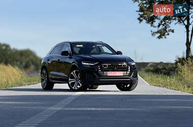 Внедорожник / Кроссовер Audi Q8 2019 в 